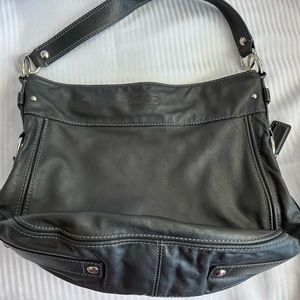 Authentic Coach Zoe large leather hobo bag, used in excellent condition